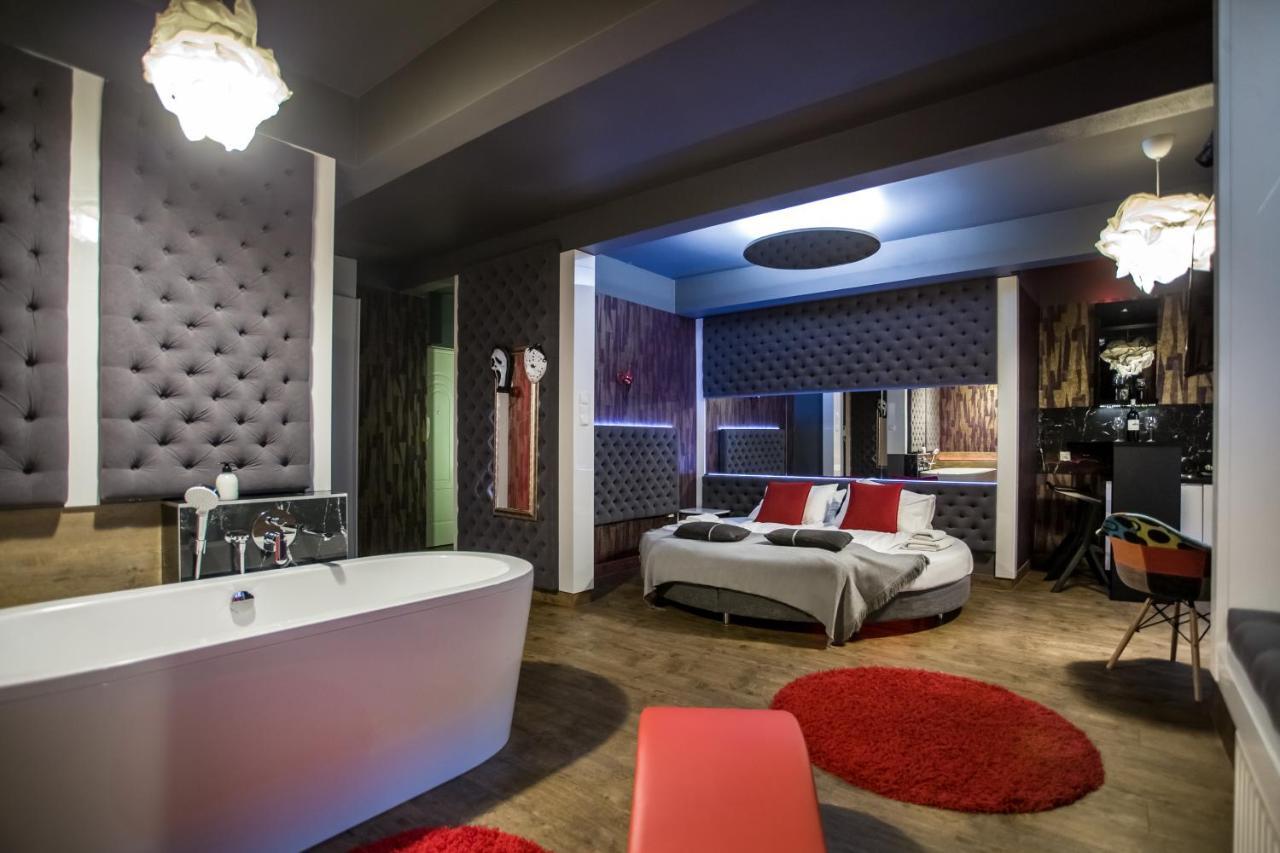 Yourplace Romantic Apartment With Private Patio Krakau Buitenkant foto