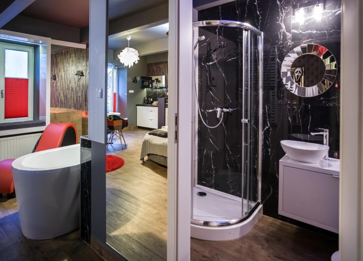 Yourplace Romantic Apartment With Private Patio Krakau Buitenkant foto